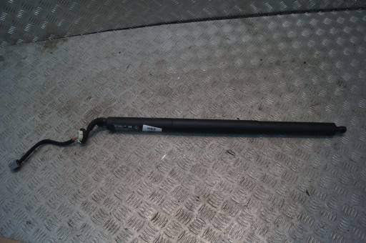 68333901AD - Jeep Grand Cherokee WK2 привод закрылка