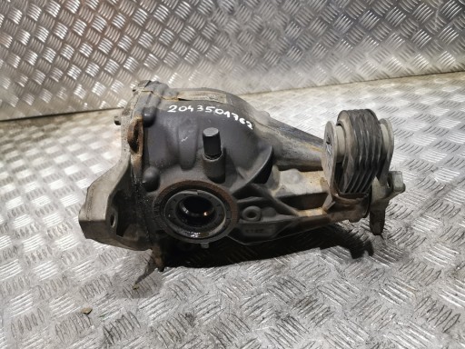 2043501762 - MERCEDES W205 седан диференціал задній 3.07 BP A2043501762
