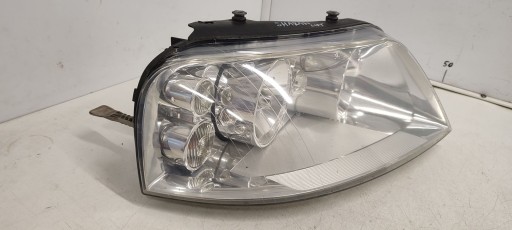 light front front right VW Sharan and LIFT