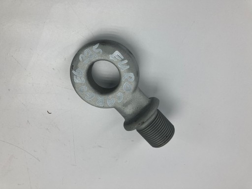 IVECO EUROCARGO Гвинтове буксирне вушко ОРИГ