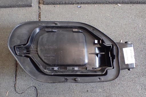 Wlew klapka üzemanyag VW PASSAT B8 3G