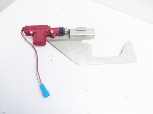 Amarok 10 - привід центрального замка