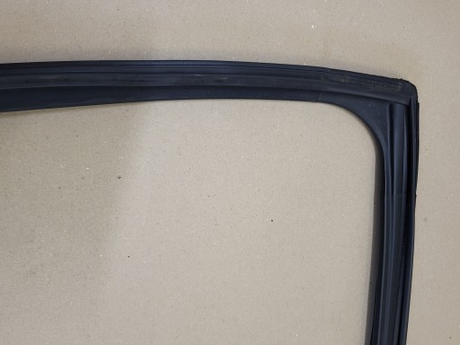 tyres gasket door rear part left PROWADNICA windows MAZDA 6 III GJ sedan OE