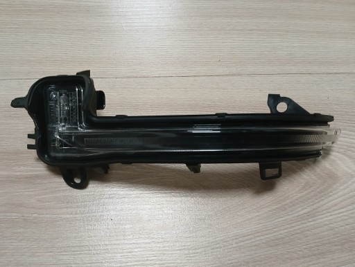 BMW X2 F39 Z4 G29 indicator LED of the right mirrors OE