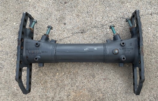 R9603121725 - ACTROS MP4 КРЕПЛЕНИЕ СЕРЖАНТА ЛУЧ КРОНШТЕЙН РАМЫ