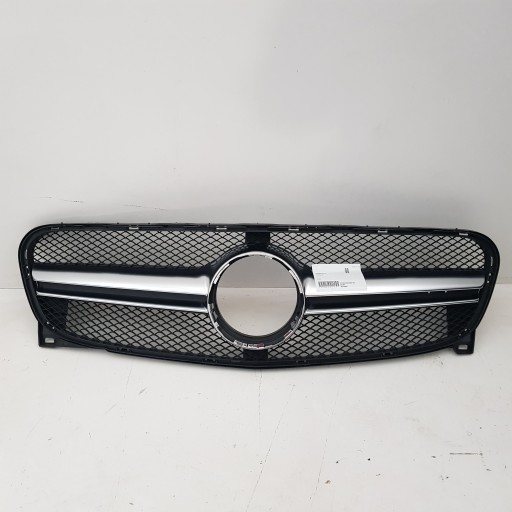 A1568880660 - MERCEDES GLA x156 45 AMG РЕШЕТКА НОВАЯ ОРИГИНАЛ