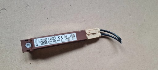 Q3 83A module amplificateur antenne 83A035225D