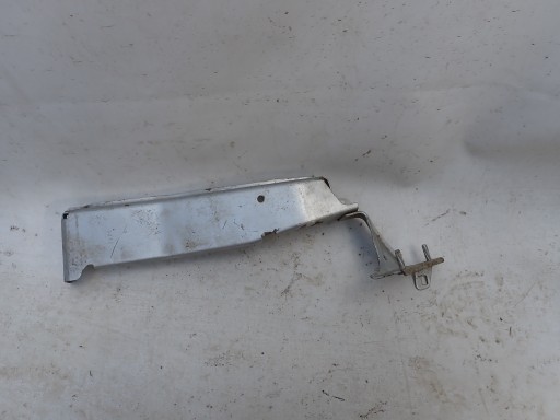 AUDI A4 8K B8 Console Support plaque Aile Droit Avant 8K0821136