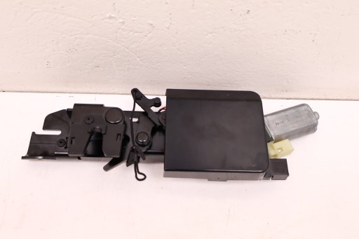 Mercedes-benz cle a236 мотор закрытия крышки крыши 2367506200