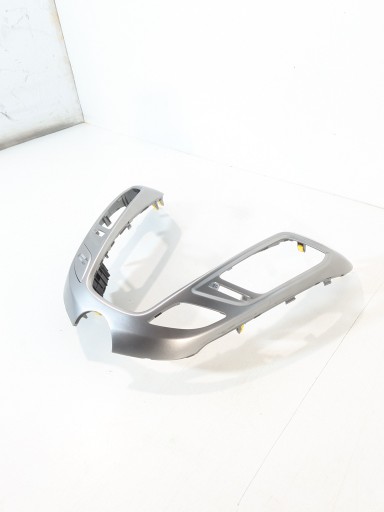 spoiler frame consoles of the central OE 847402V100 Hyundai VELOSTER and 11-17