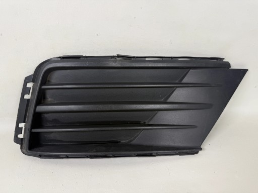 VW CADDY 2K5 mřížka nárazníku předek pravá 2K5853666E