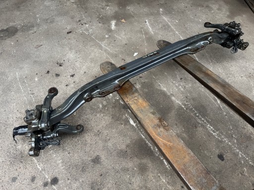 Балка переднього моста кулаки mercedes atego 3 e6 17.5 a9723310801