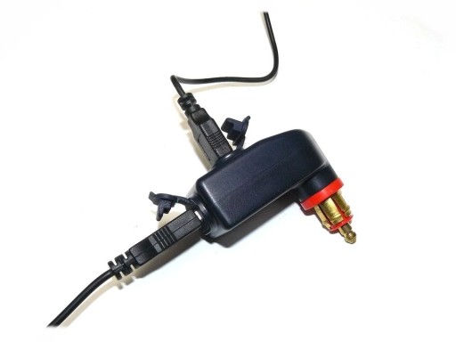 Угловое зарядное устройство USB для BMW F900XR