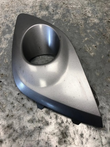 grid of a bumper fog lights left front RENAULT SCENIC III 261570001R