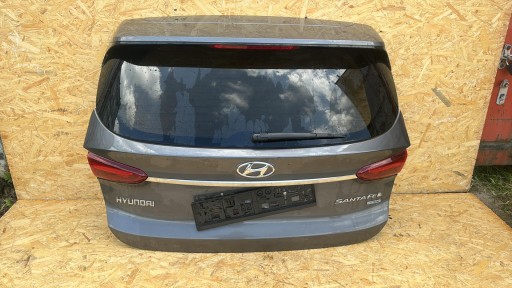 Задні двері hyundai santa fe iv в зборі з заднім m2f