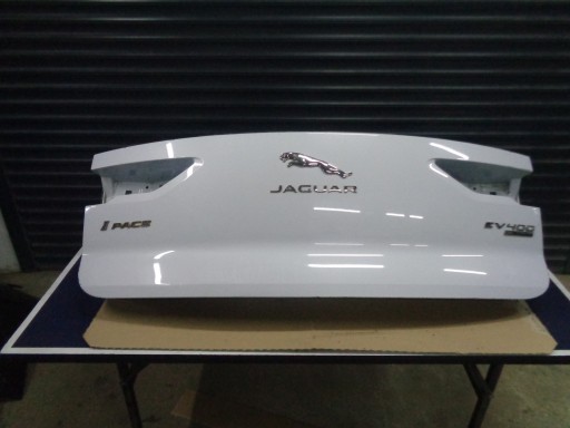 ЗАДНЯЯ ДВЕРЬ JAGUAR И PACE