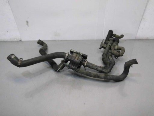 Корпус термостата шланг труба CITROEN C4 і 1.6 HDI