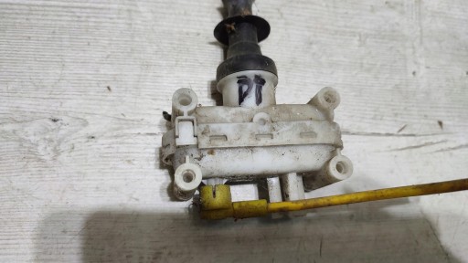 damper central of a lock right rear part Mercedes w124