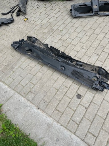 668119050R - Лобове скло комплектне на Renault Express 22р