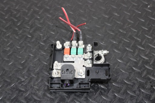 Klemme AKUMULATORA NABOJ MASERATI LEVANTE M161 06700020290
