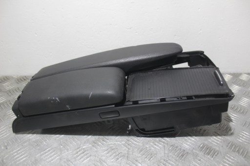 Підлокітник MERCEDES C Class W204