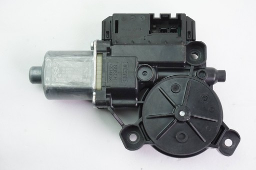 Электродвигатель стеклоподъемника левый передний vw polo v 6r0959801dg