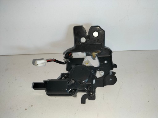 lock of rear bonnet boot rear part MAZDA 3 BK 03-06 sedan