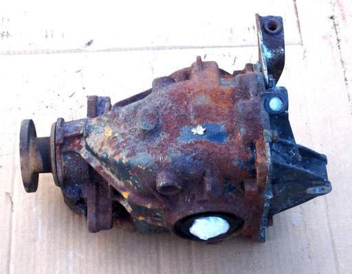 1428796 - Задний мост задний дифференциал BMW 3 E46 2.0 D 150KM. 2.47