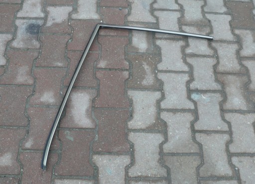 Молдинг хром вітрового скла лівий задній MERCEDES W140 91-94