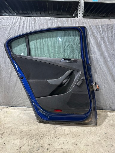 door left rear part VOLKSWAGEN VW PASSAT B6 sedan 2005R
