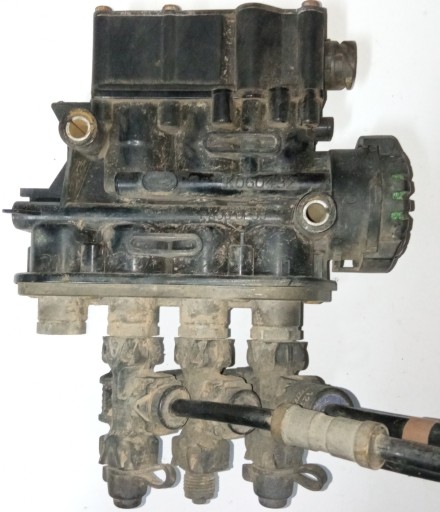 K060432 - Клапан подушки ECAS Volvo FM FH Renault Premium