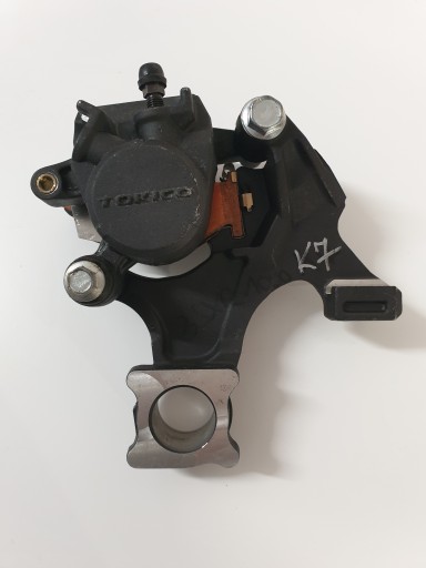 ZacisktyłGSXRk7 - Suzuki GSXR GSX-R 1000 k6 k7 задний зажим колодки