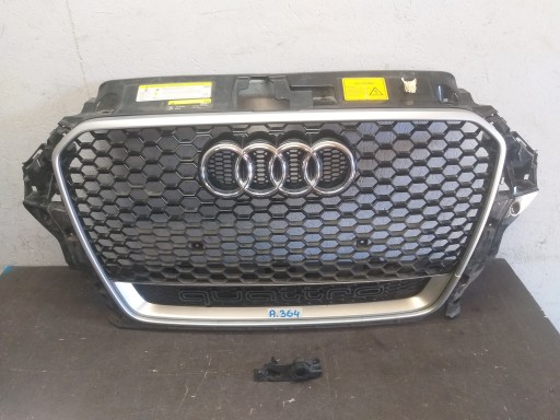 Решетка радиатора AUDI RS3 8V4853653