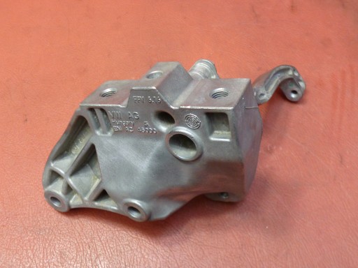 1K0199117CK - КРЕПЛЕНИЕ ДВИГАТЕЛЯ VW GOLF 04-