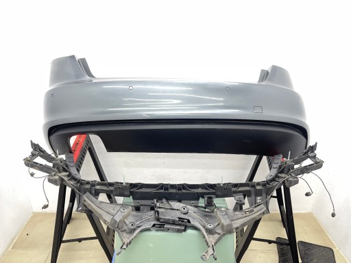 Audi A3 8V SPORTBACK bumper rear part rear complete 6X PDC + supports LZ7S