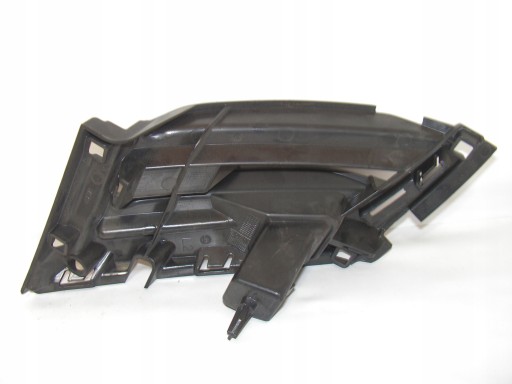 Octavia III lift Console grilla Gauche 5E0807723A