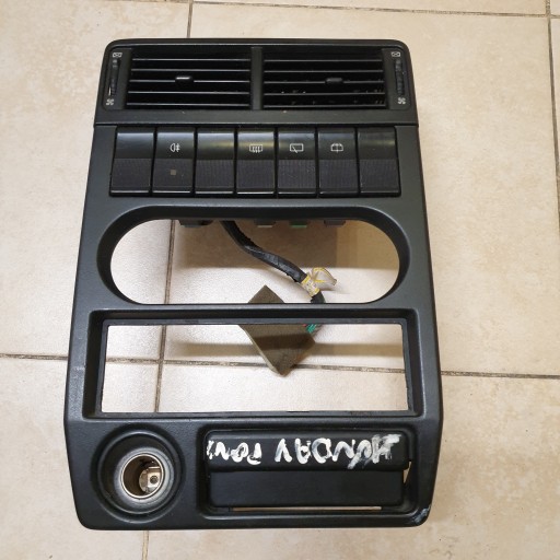 97431-24000 97403-24000 - РАМКА ПАНЕЛИ ВЕНТИЛЯЦИОННАЯ РЕШЕТКА КНОПКИ HYUNDAI PONY