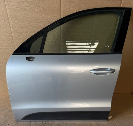 IDEALNE door front front left PORSCHE MACAN colour M7U 1