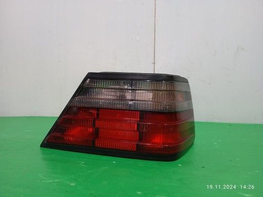 Фонарь задний правый mercedes benz w124 ориг