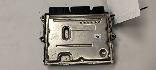 computer of the engine ECU 237109896S 2.0 DCI RENAULT TRAFIC III LIFT
