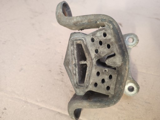 Stütze getriebehalter getriebestütze getriebelager VOLKSWAGEN T5 2.5 TDI 7H0399151J 7H0399151K