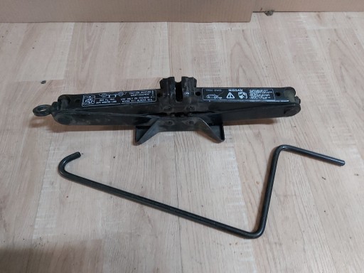 99550BM400 - NISSAN PRIMERA ALMERA домкрат ручка