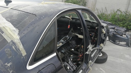 Молдинг хром правый кузов AUDI A4 B8 8K5853704