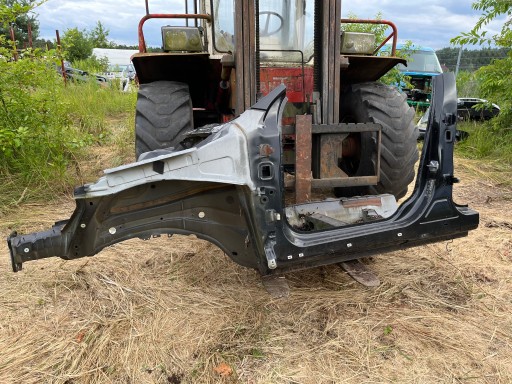 1234567 - VOLVO XC60 ЛЕВАЯ ЧЕТВЕРТЬ ДЛИННАЯ СТОЙКА 2016