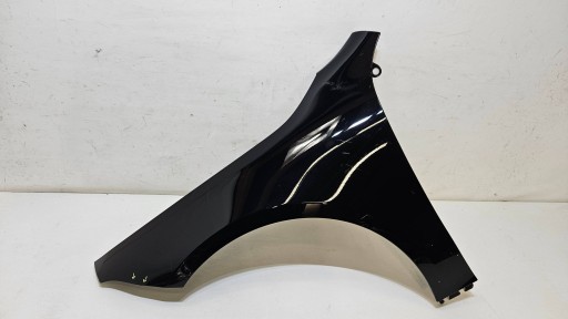 Крило переднє ліве mercedes a118 cla a1188810300