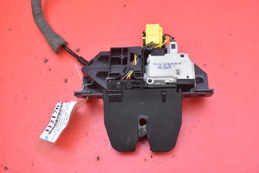lock bonnet rear part boot 09180104 OPEL VECTRA C 5D HB GTS 02-05