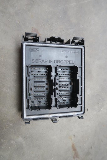 KT1T-14D068-AB - FORD TRANSIT CONNECT MK2 БЛОК ПРЕДОХРАНИТЕЛЕЙ