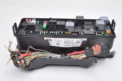 Блок предохранителей land rover discovery l462 2.0 si4 jpla-14n030-ab