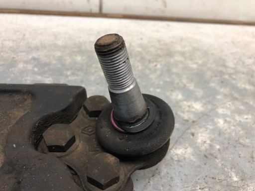 Querlenker rechts vorne RENAULT TRAFIC III 8200395034