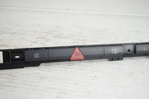 PANEL light switch of warning lights AUDI A8 D3